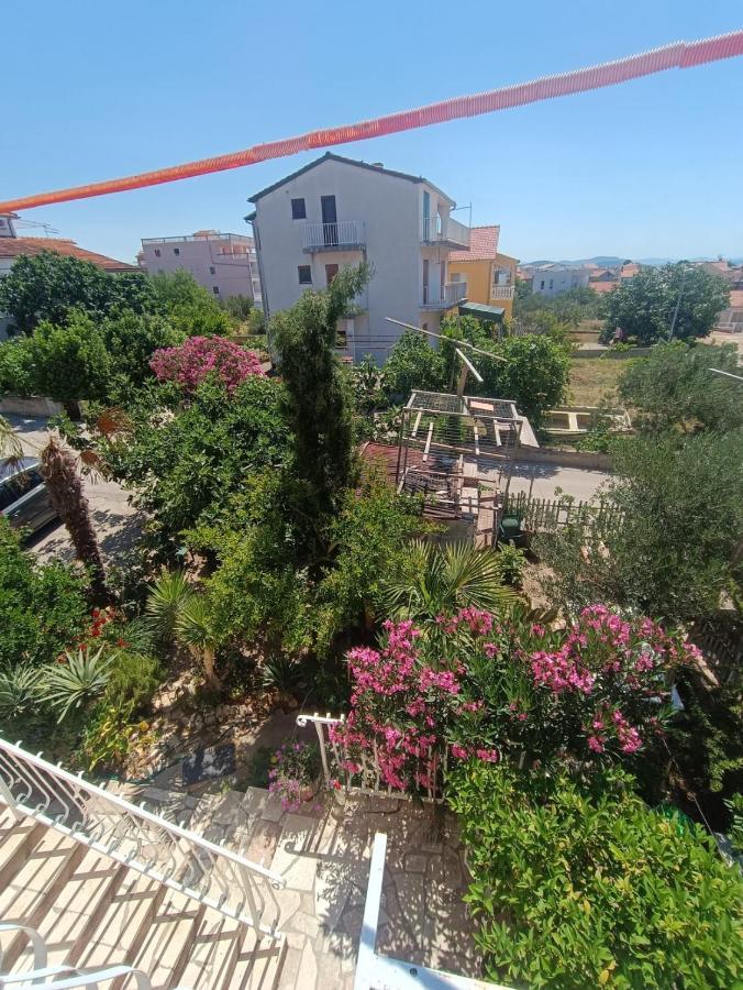 Tribunj Apartmani Zewnętrze zdjęcie