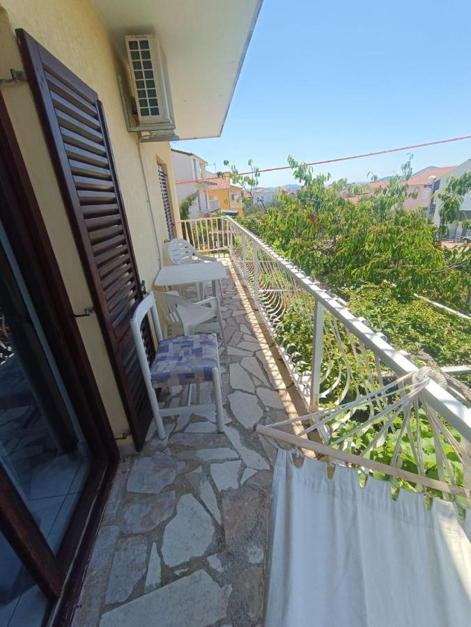 Tribunj Apartmani Zewnętrze zdjęcie
