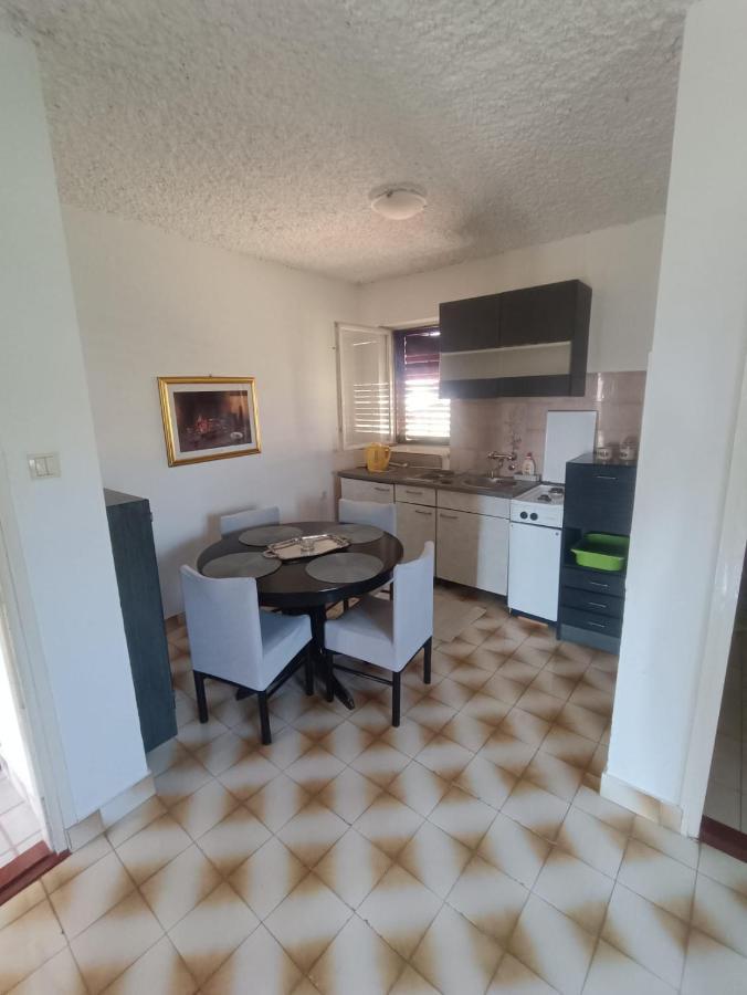 Tribunj Apartmani Zewnętrze zdjęcie