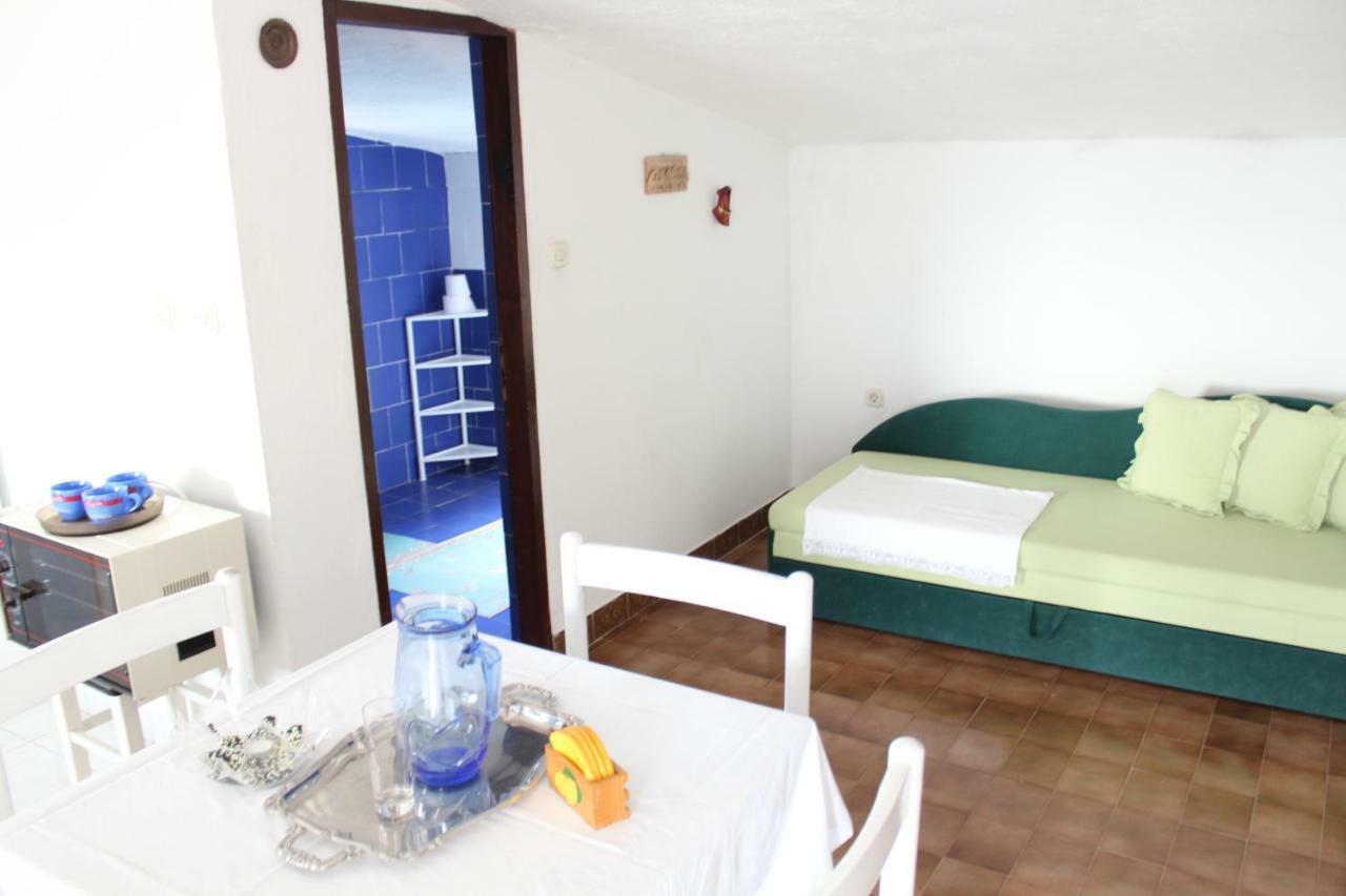 Tribunj Apartmani Zewnętrze zdjęcie