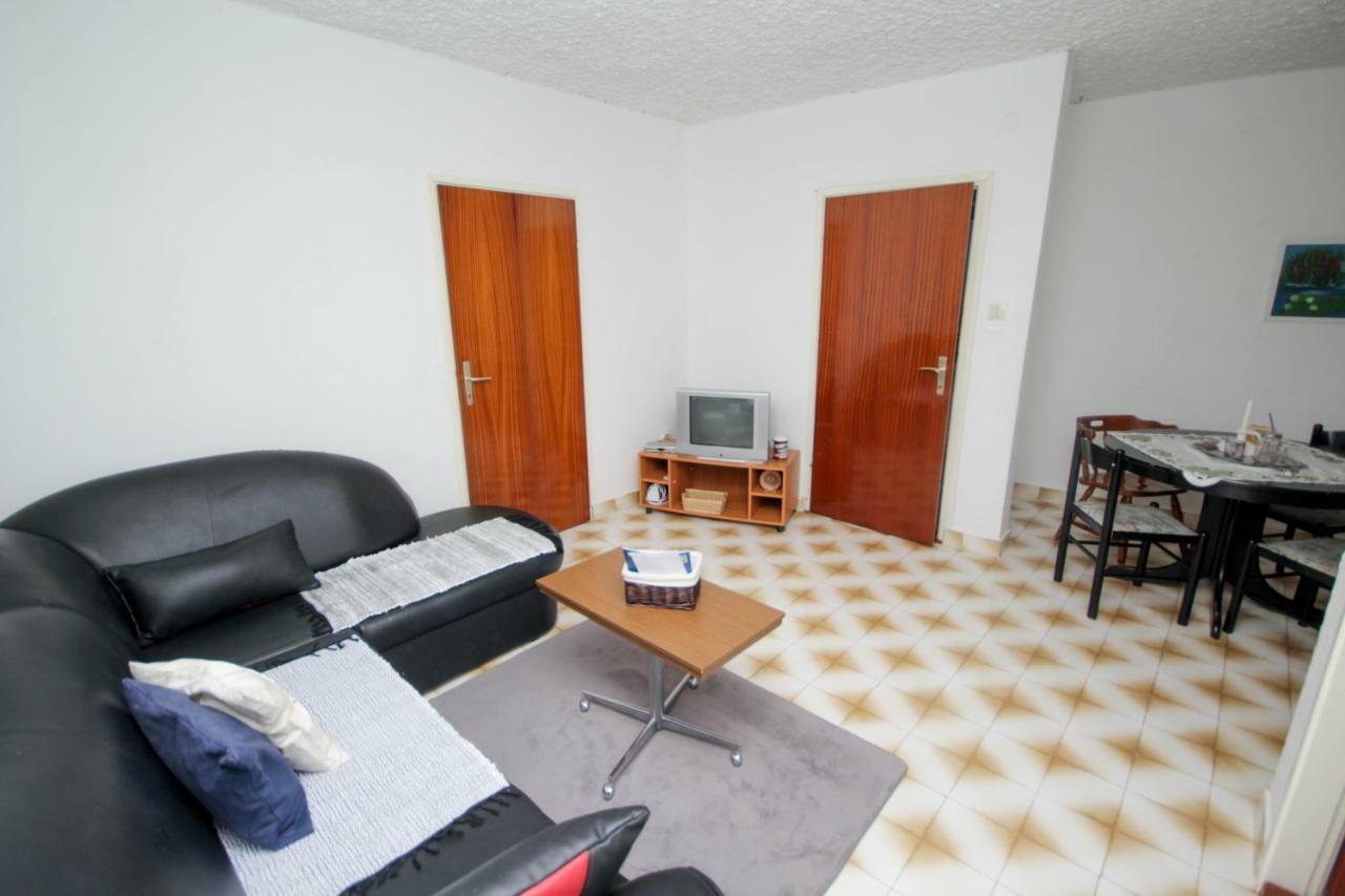 Tribunj Apartmani Zewnętrze zdjęcie